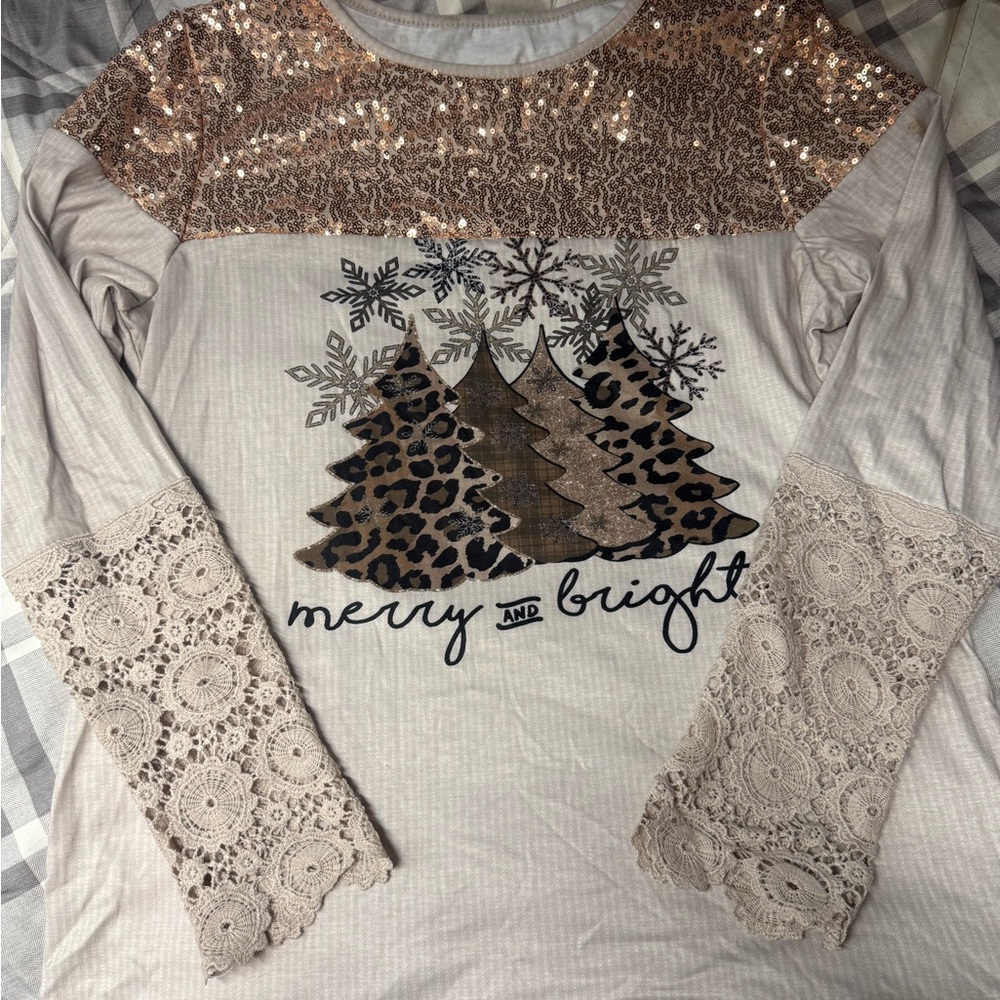 Festive Sequin Lace Long Sleeve Top - Cream and Gold